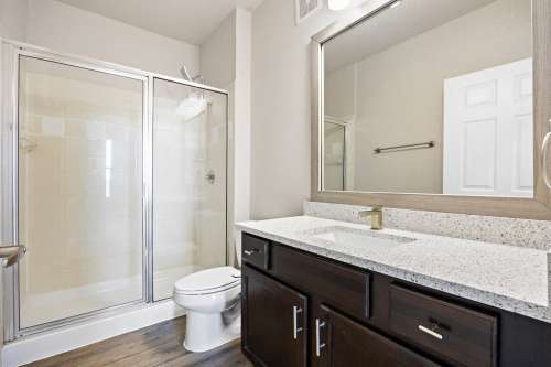 S Bed Las Brisas Apartment Homes 70